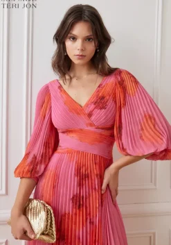 Printed Chiffon Pleated Full Sleeve Dress