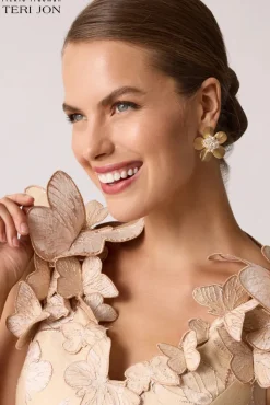 Tropical Pearl Flower Earrings